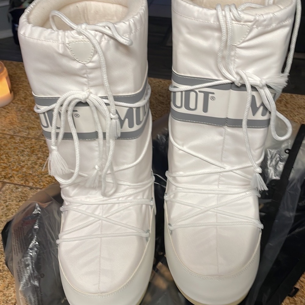 Moon Boot